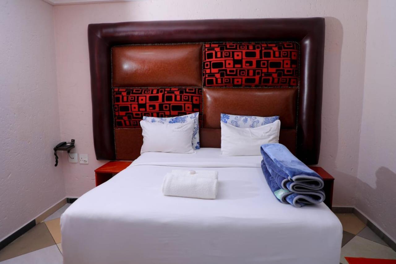 Yeoville Hotel Johannesburg Esterno foto