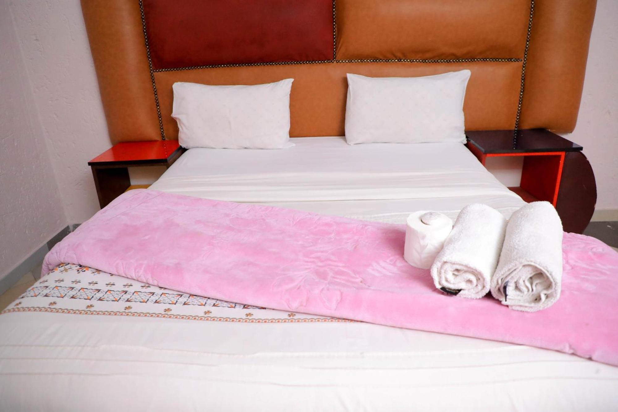 Yeoville Hotel Johannesburg Esterno foto