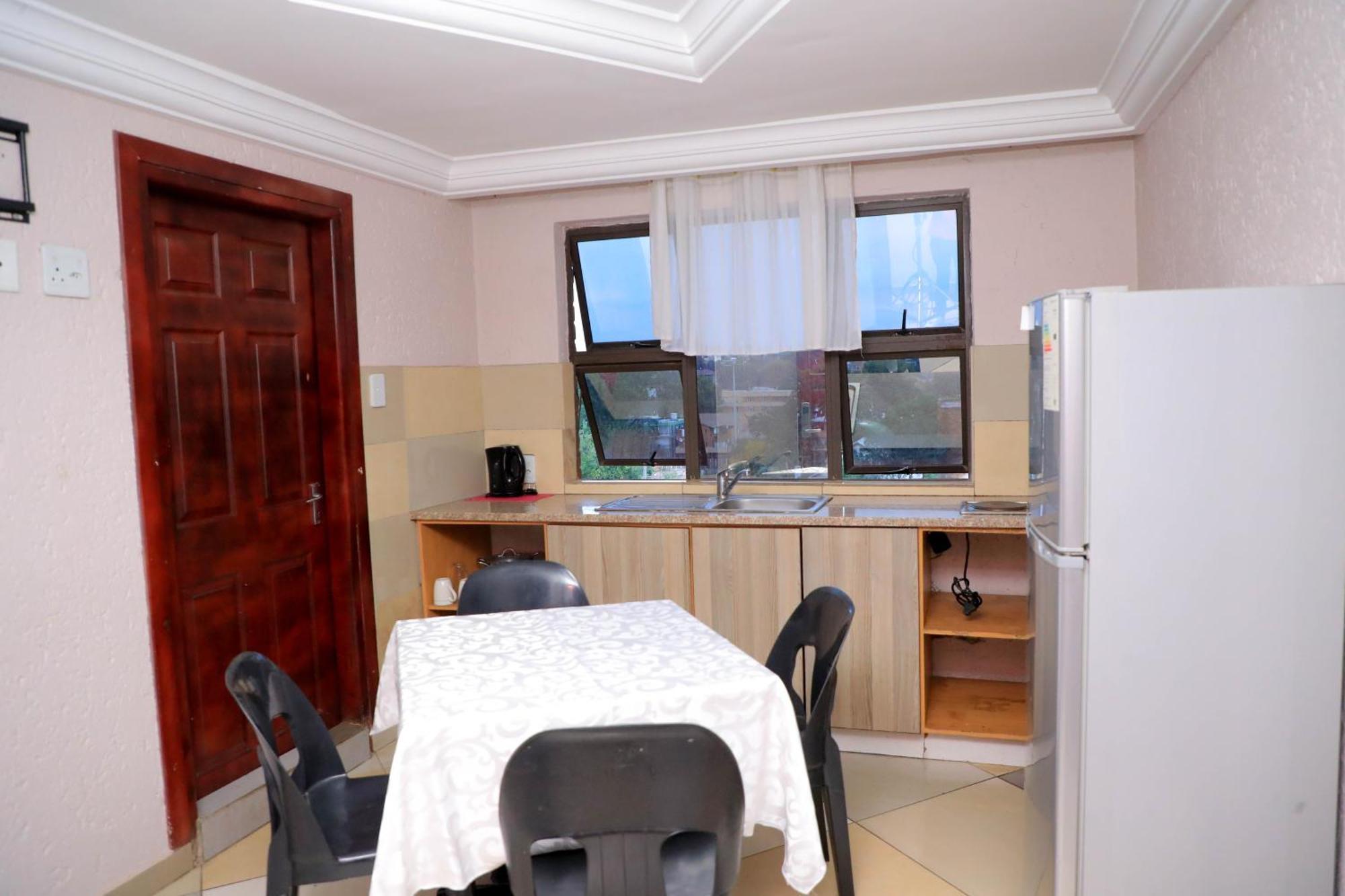 Yeoville Hotel Johannesburg Esterno foto